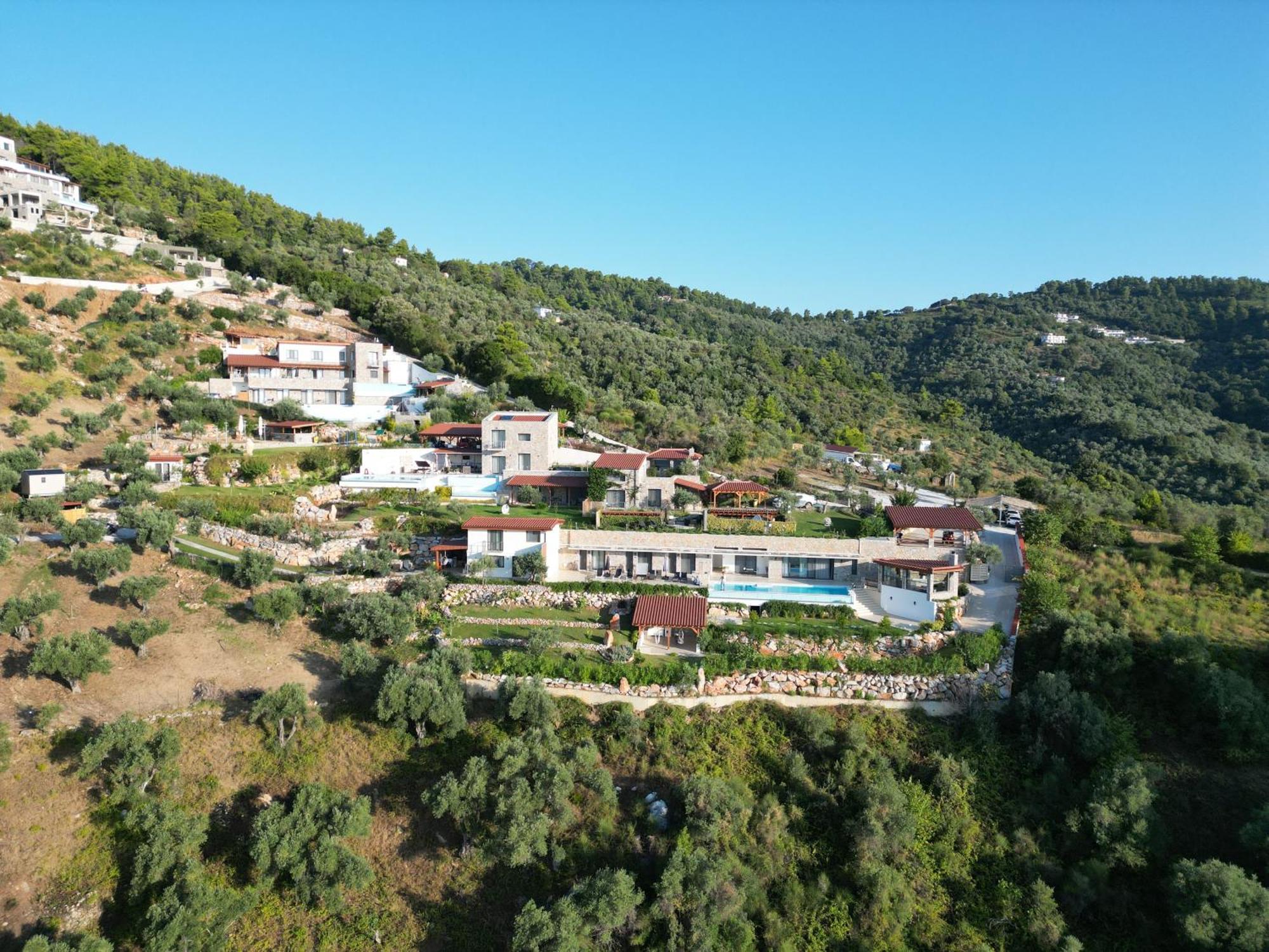 מגלי אמוס Sky Sea Resort & Villas מראה חיצוני תמונה