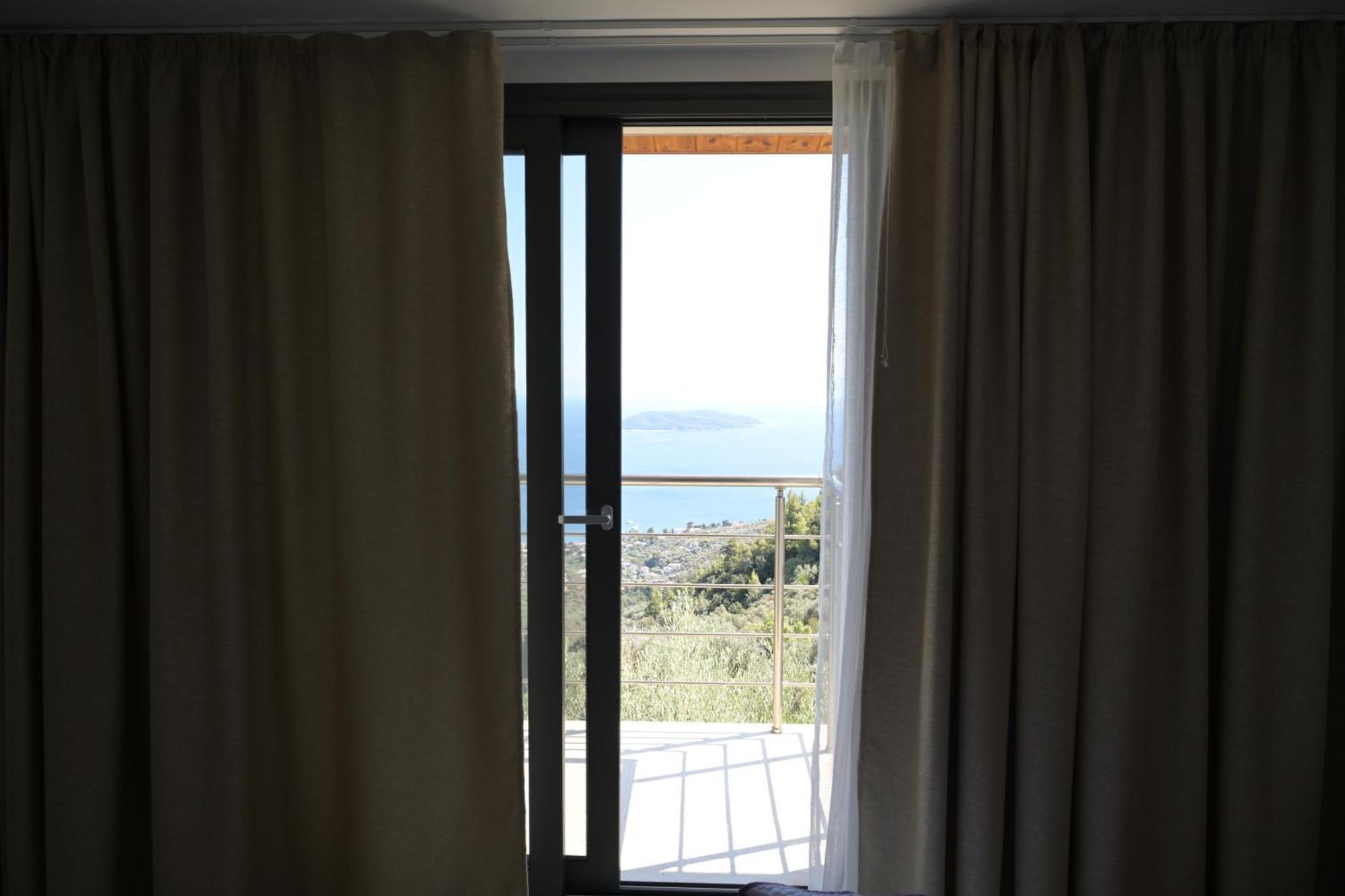 מגלי אמוס Sky Sea Resort & Villas מראה חיצוני תמונה