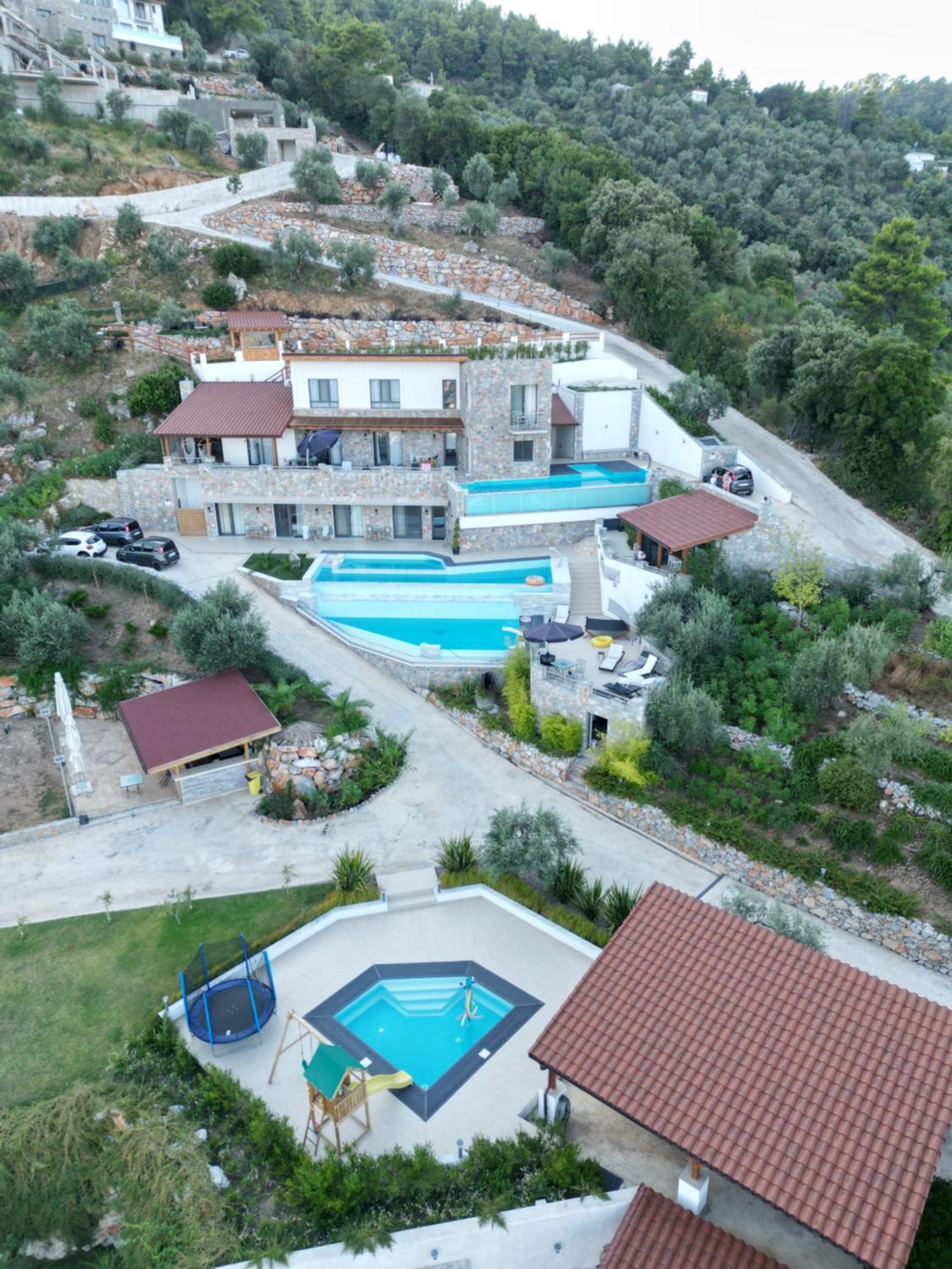 מגלי אמוס Sky Sea Resort & Villas מראה חיצוני תמונה