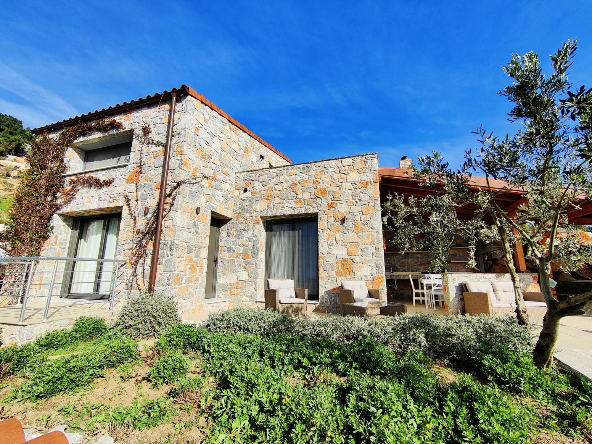 מגלי אמוס Sky Sea Resort & Villas מראה חיצוני תמונה