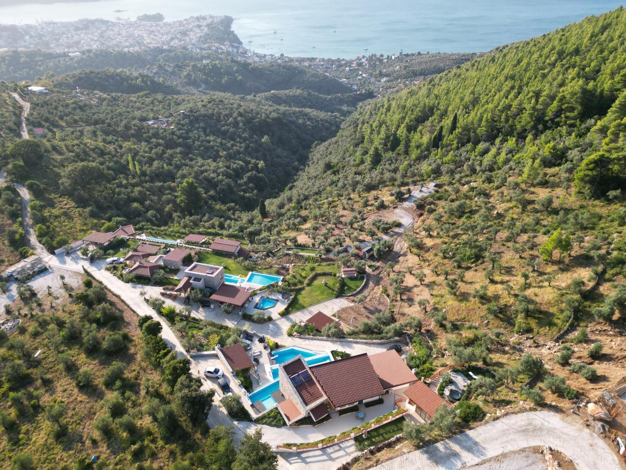 מגלי אמוס Sky Sea Resort & Villas מראה חיצוני תמונה